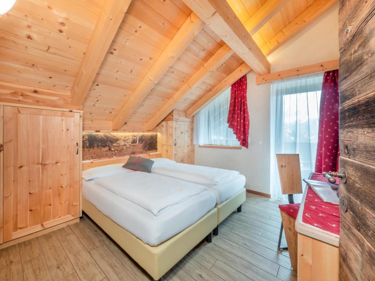 Ciasa Raut Lägenhet La Valle Exteriör bild