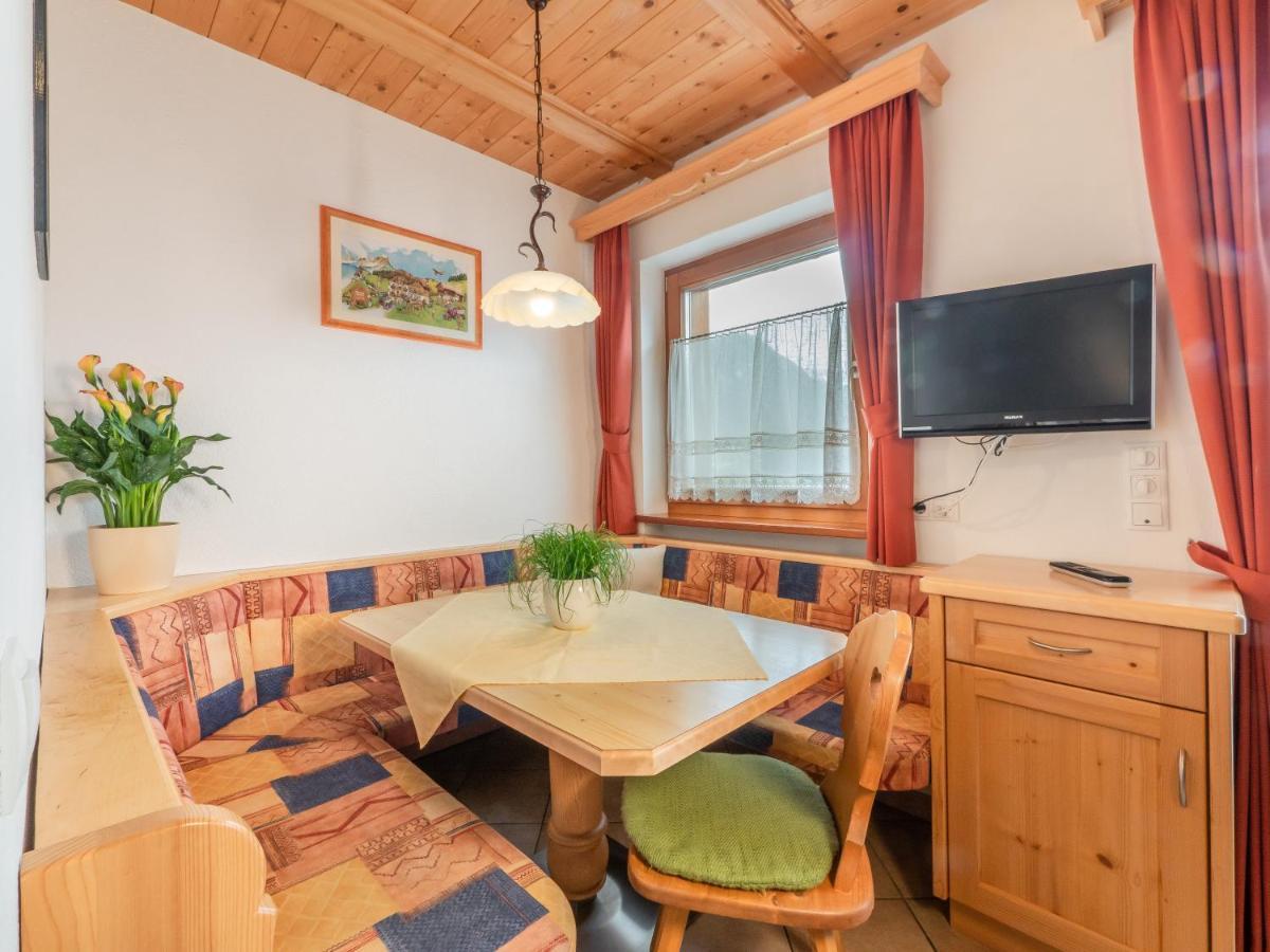 Ciasa Raut Lägenhet La Valle Exteriör bild